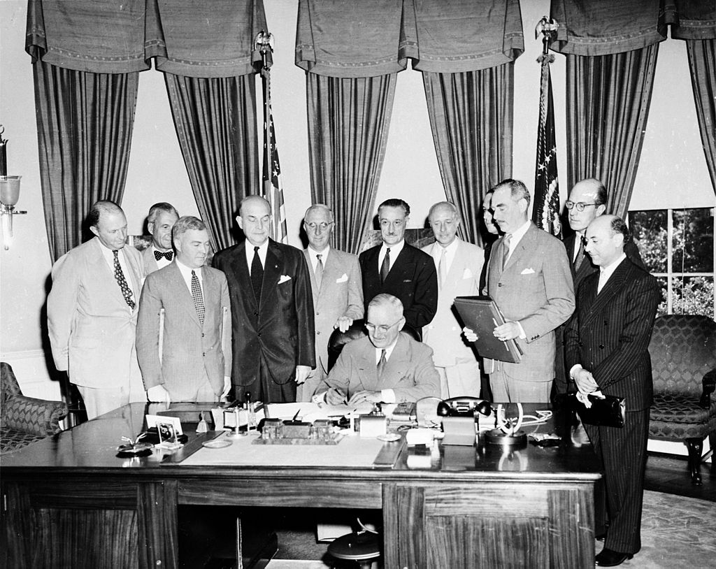 Truman_signing_North_Atlantic_Treaty.jpg